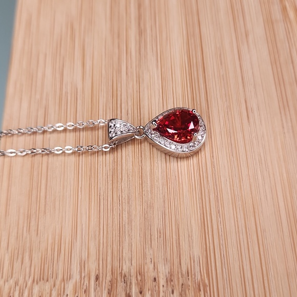 NWT Ryze Ruby Ice Cubic Zirconia .925 Sterling Silver 18" Teardrop Necklace - Picture 3 of 10